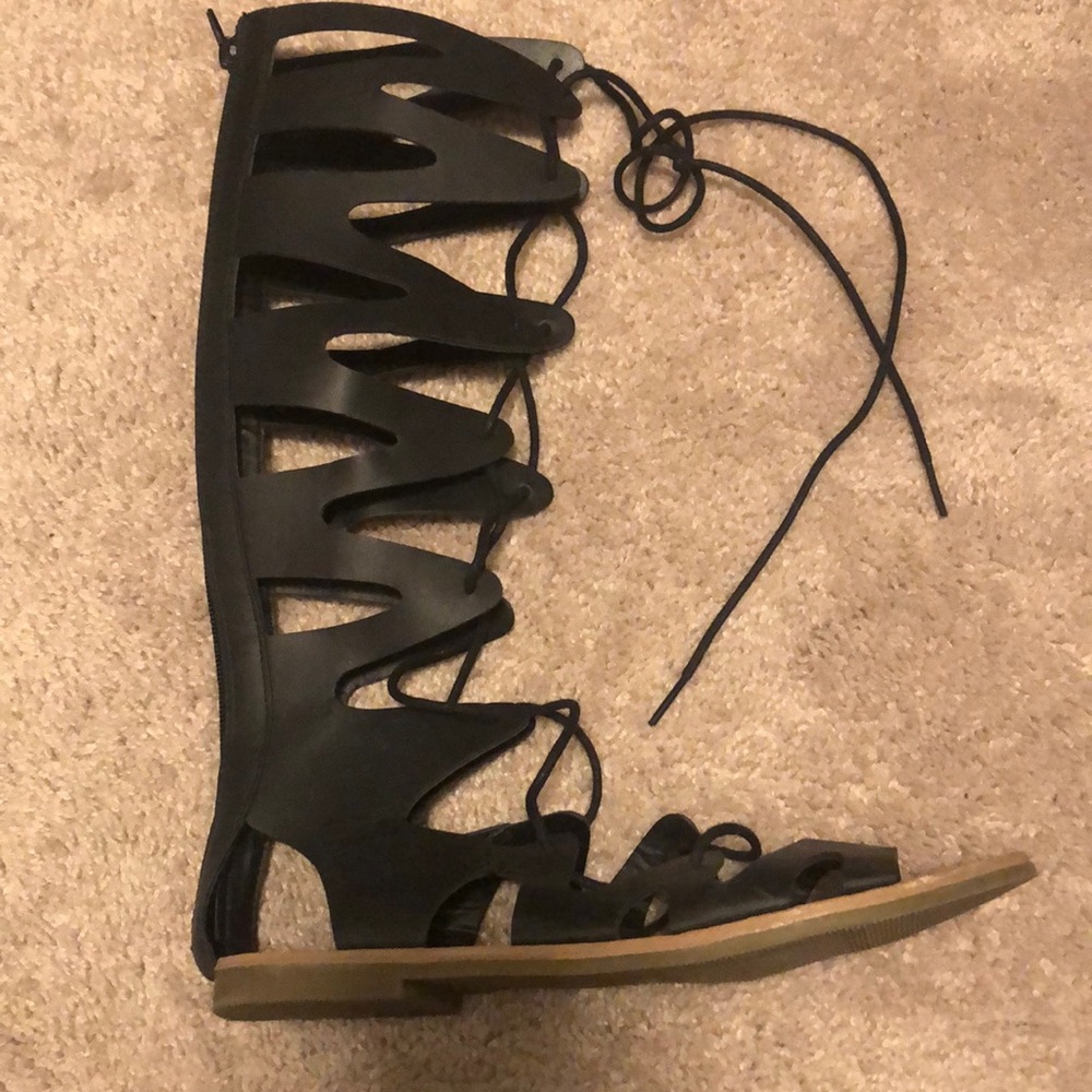 Black gladiator sandals